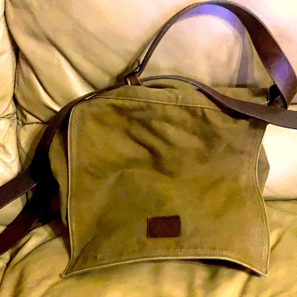 Authentic Dolce & Gabbana canvas crossbody! Excellent Condition! - Picture 4 of 9
